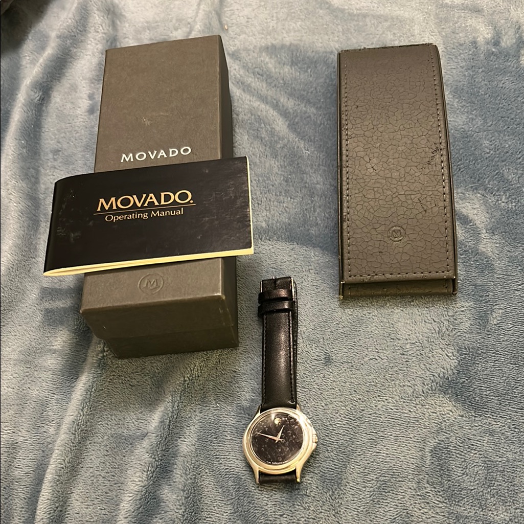 Men’s (Unisex) Movado Black Watch With Minimalist Design Silver Tone Face. 35mm